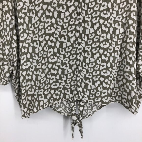George Women's Grey abstract pattern Button $ Tie Front Dolman Blouse Size XL - Picture 6 of 16
